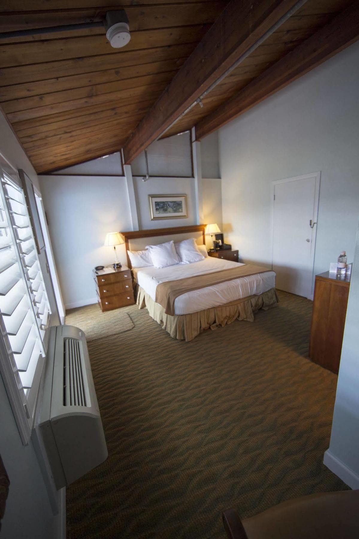 Rhumcay Beach Resort And Grille Fort Pierce Εξωτερικό φωτογραφία