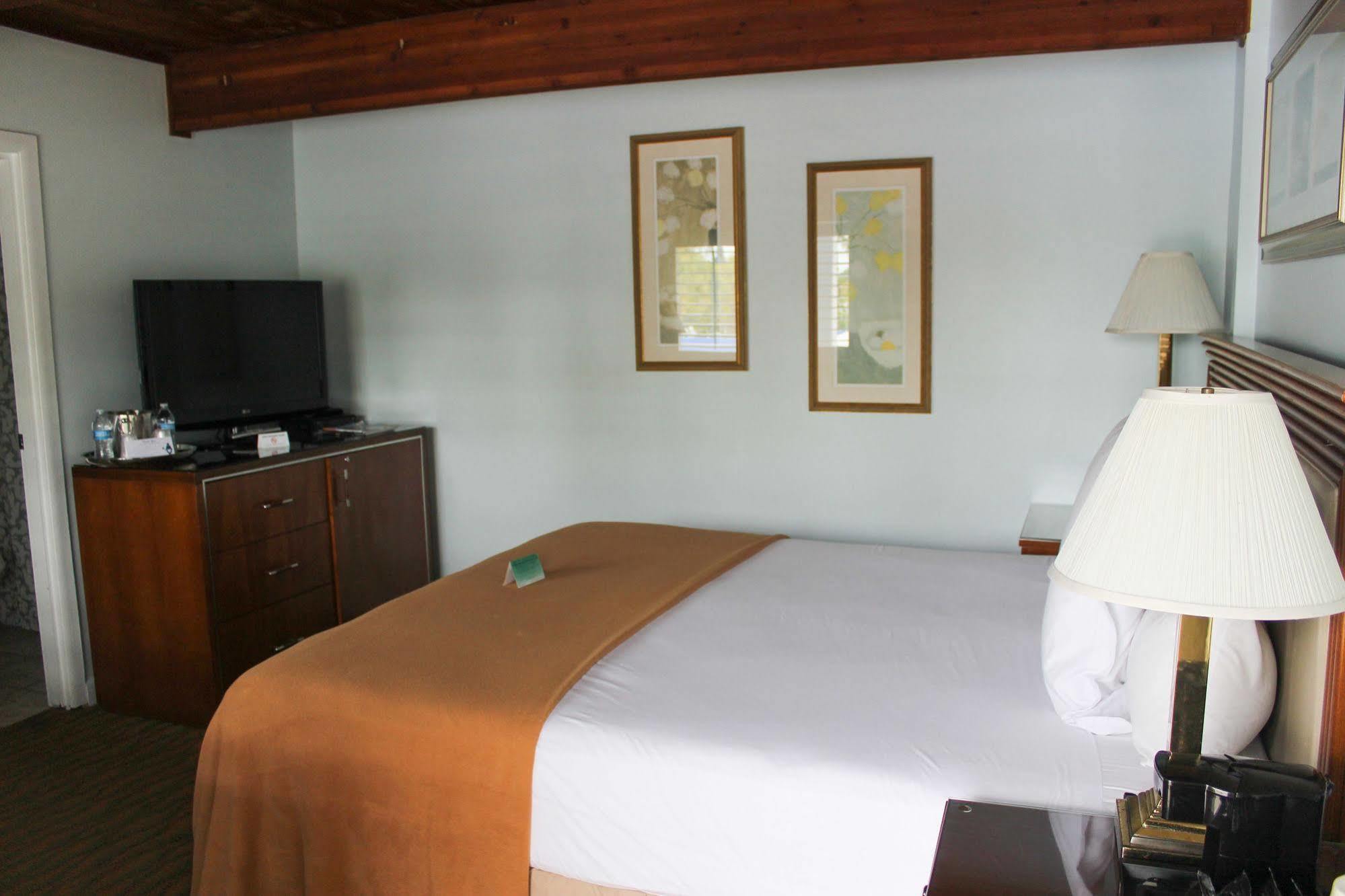 Rhumcay Beach Resort And Grille Fort Pierce Εξωτερικό φωτογραφία